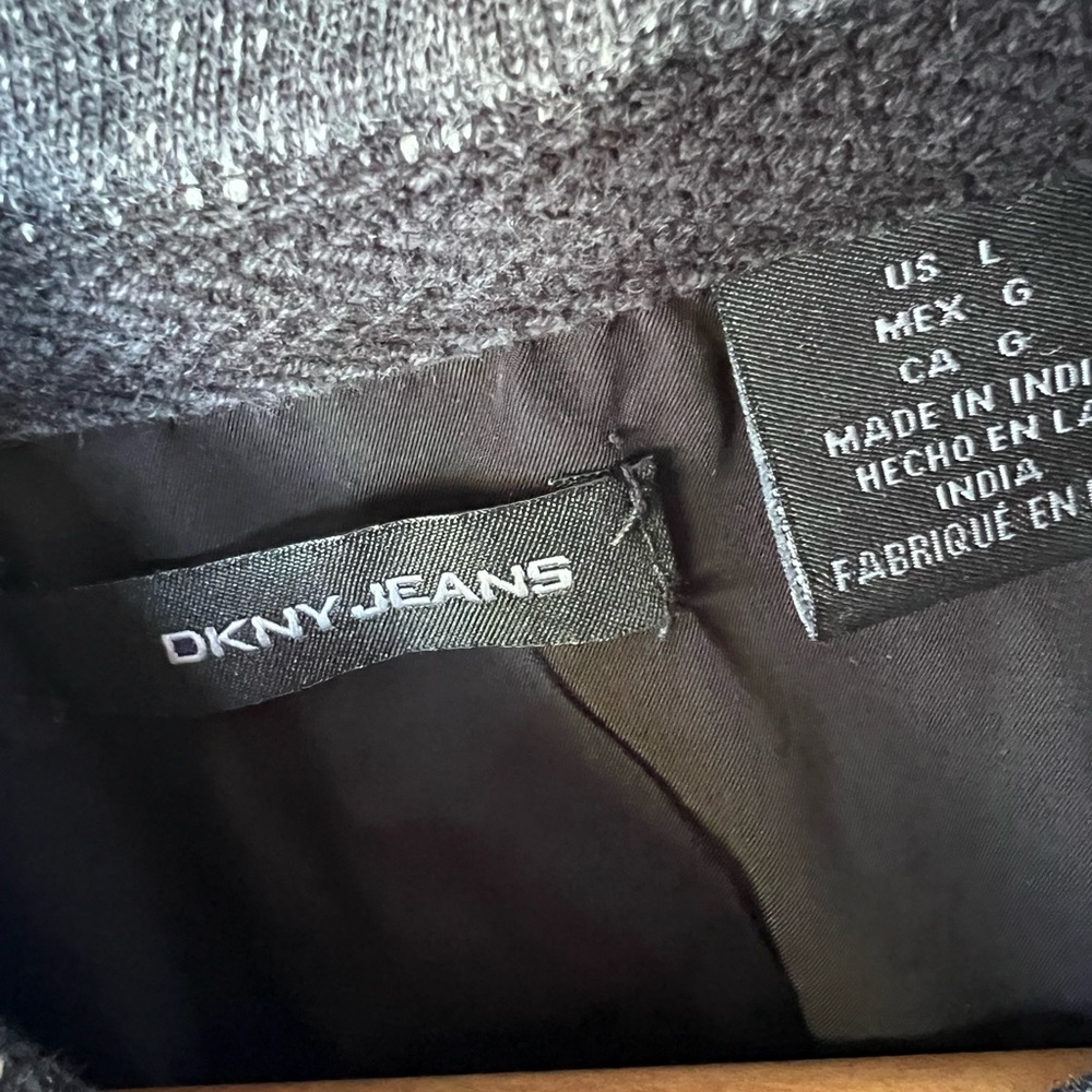 DKNY Jeans Quarter Button Knit Pullover, L - Picture 3 of 8